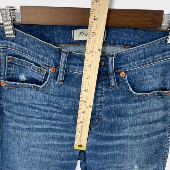 Madewell 9" High Rise Rip and Repair Skinny Jeans in Allegra Wash - Picture 6 of 8